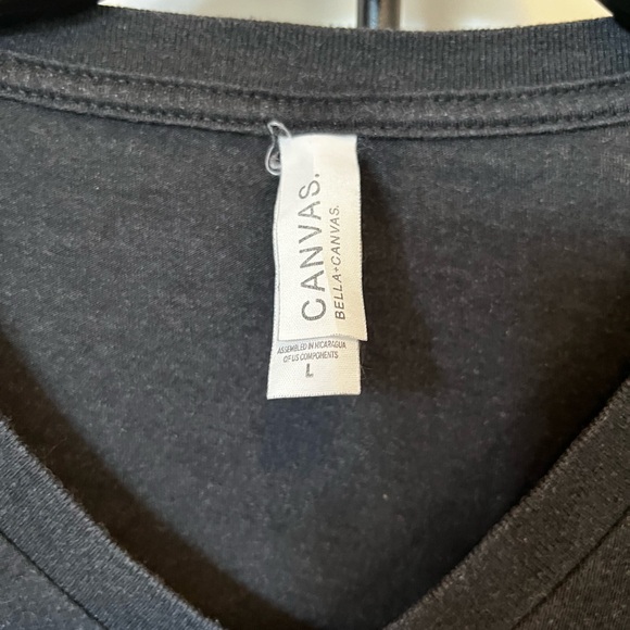 Commemorative crew shirt from the 2018 Daryl Hall and John Oates with Train tour - Picture 4 of 4